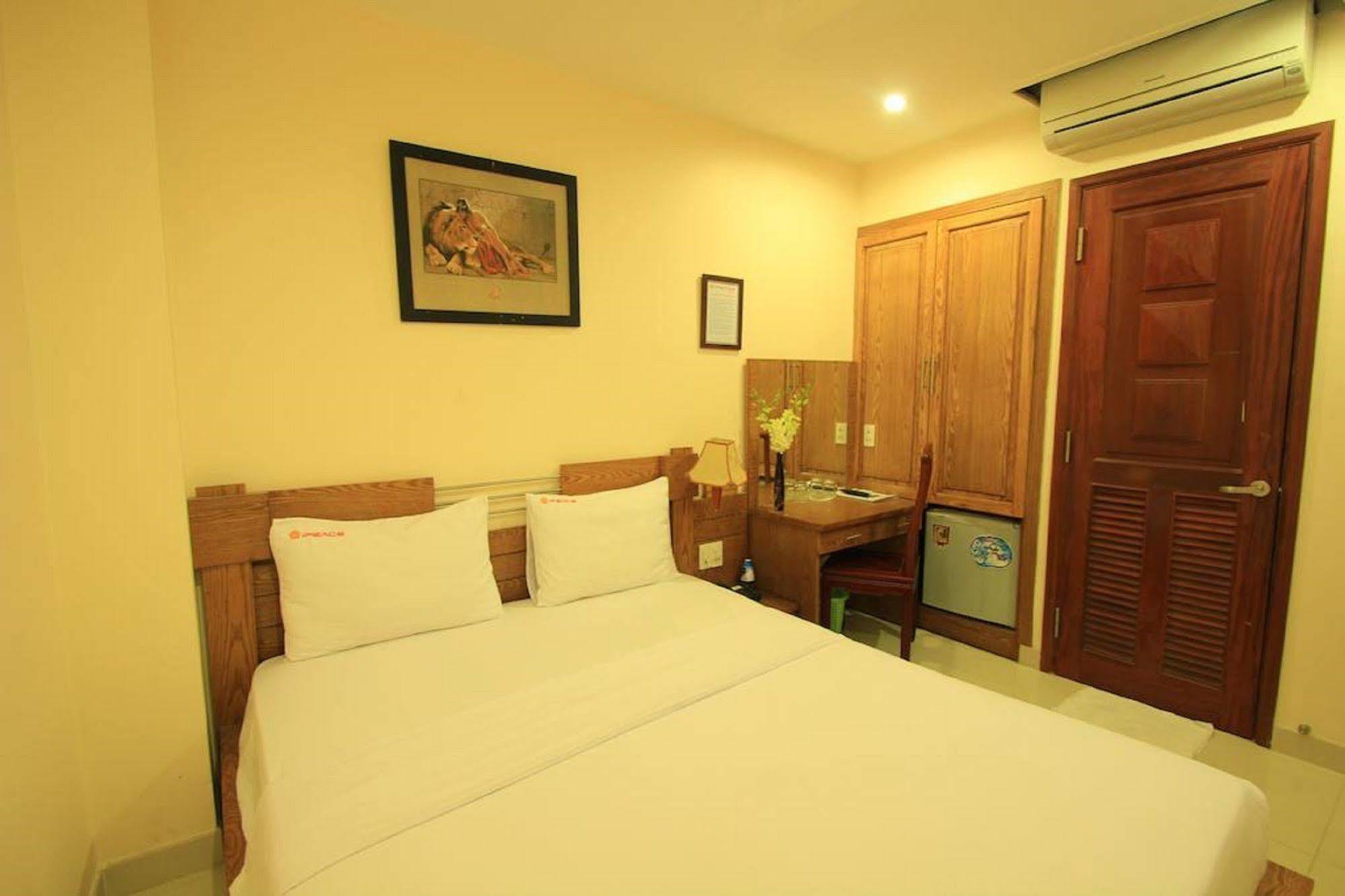 Ipeace Hotel - Bui Vien Walking Street Ciudad Ho Chi Minh  Exterior foto